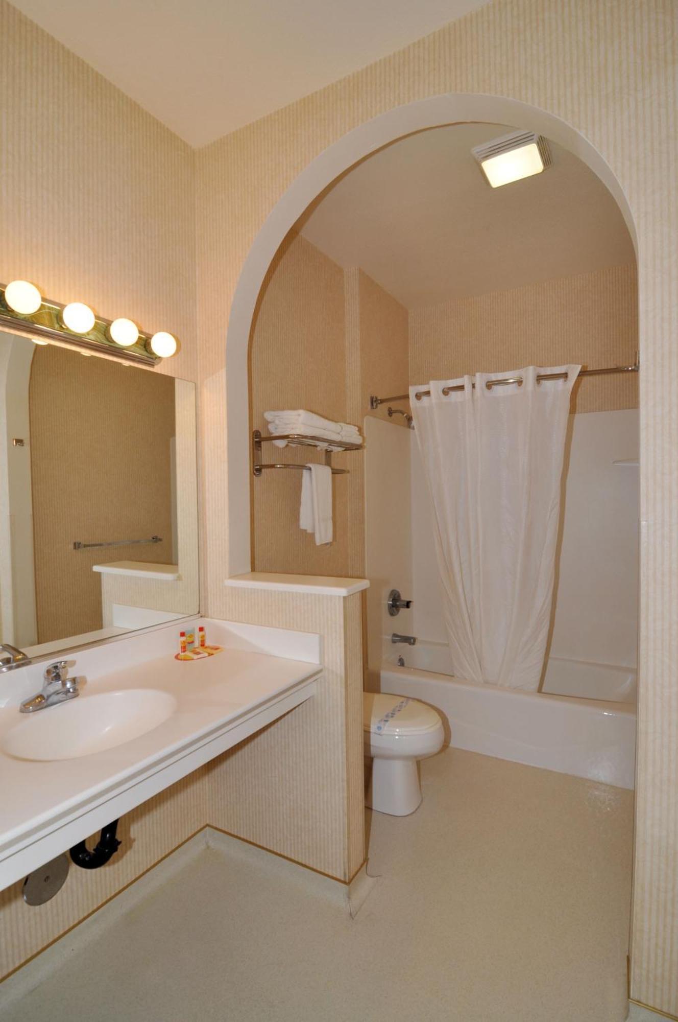 Marinwood Inn & Suites Novato Ngoại thất bức ảnh